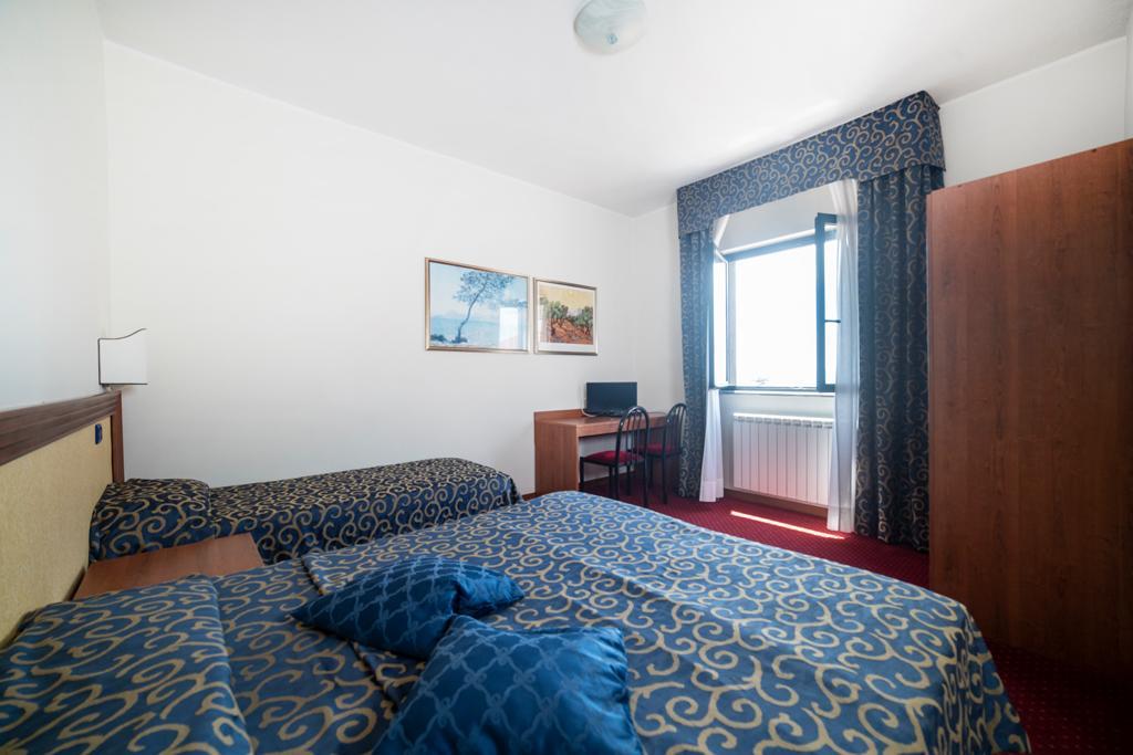 Hotel Italia & Lombardi Montefiascone Kültér fotó