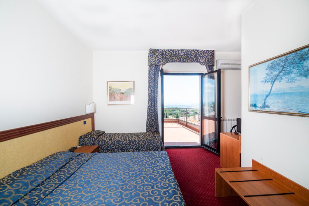 Hotel Italia & Lombardi Montefiascone Kültér fotó