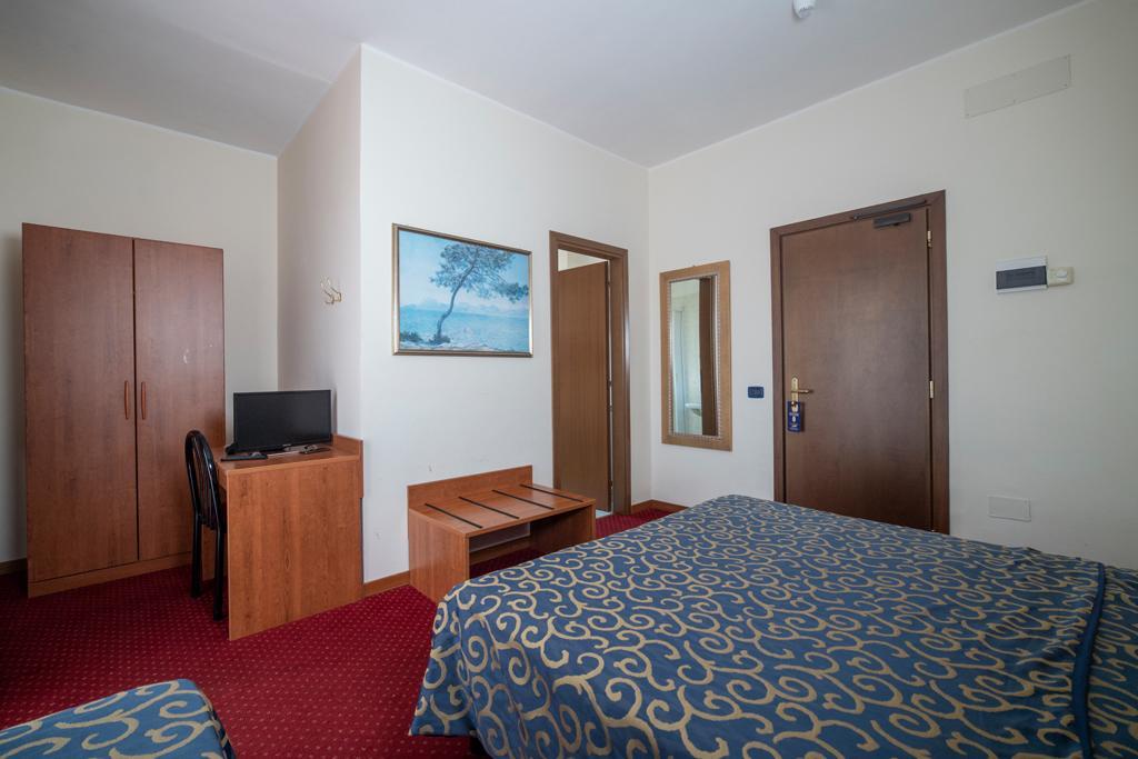 Hotel Italia & Lombardi Montefiascone Kültér fotó