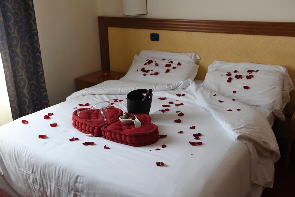 Hotel Italia & Lombardi Montefiascone Kültér fotó